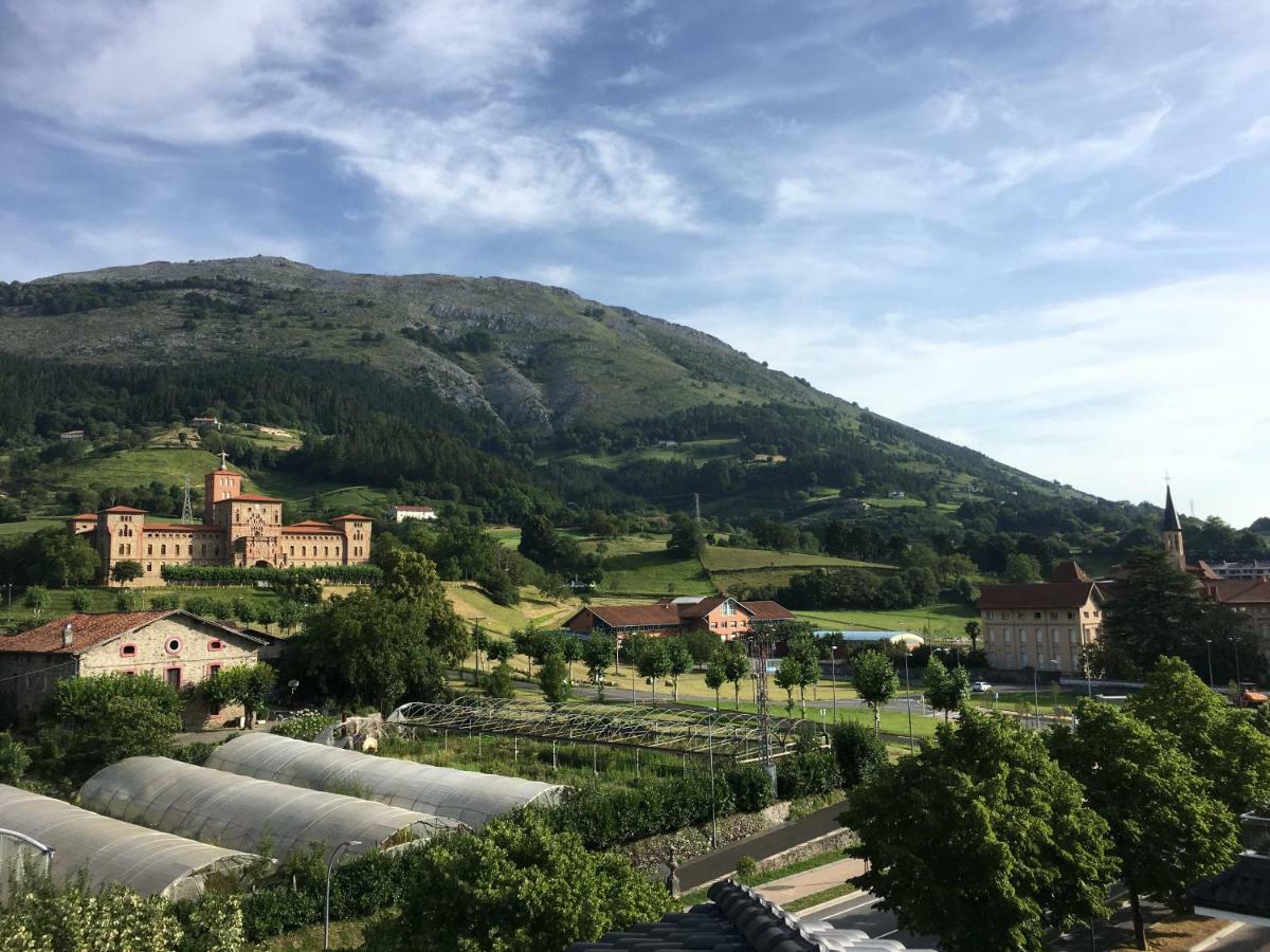 Apartamento Loiola Azpeitia Exteriör bild